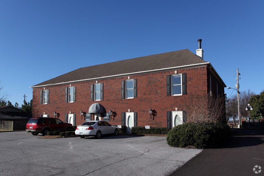 More Photos Of 779 Walnut Knoll Ln, Cordova Office For Sale