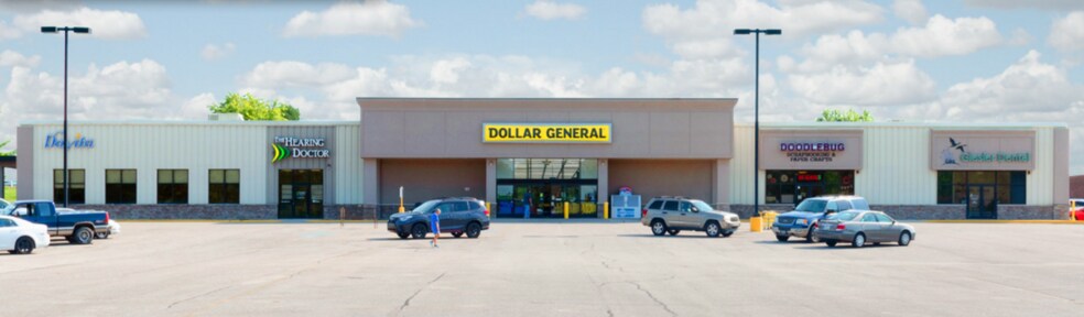 More Photos Of 671 3rd Ave, Jasper Storefront For Lease