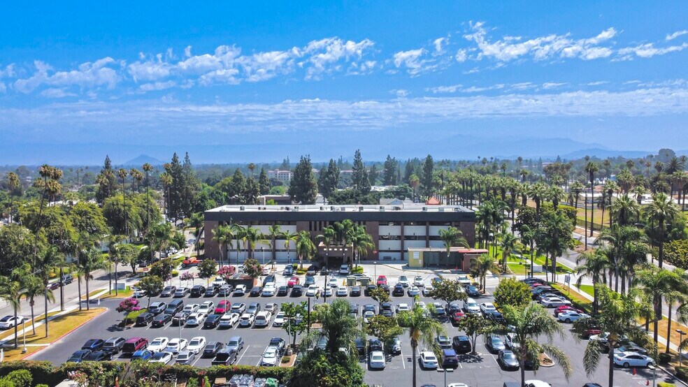 More Photos Of 9041 Magnolia Ave, Riverside Medical For Sale