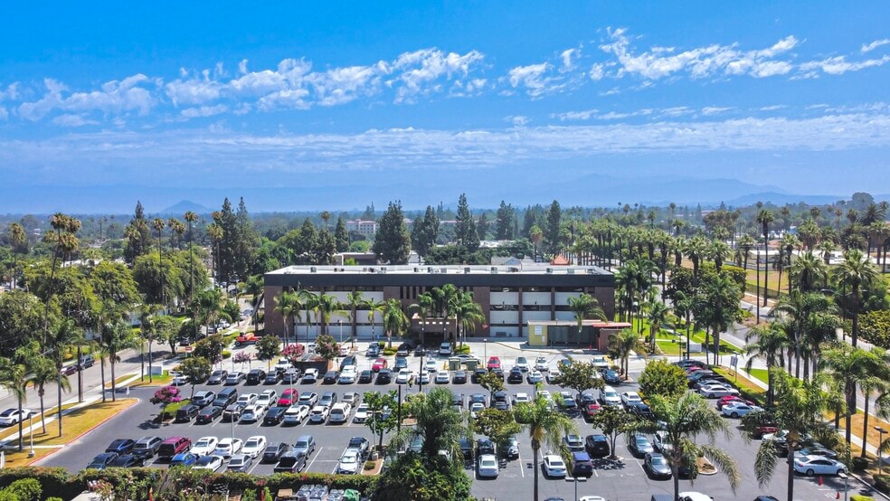 More Photos Of 9041 Magnolia Ave, Riverside Medical For Sale