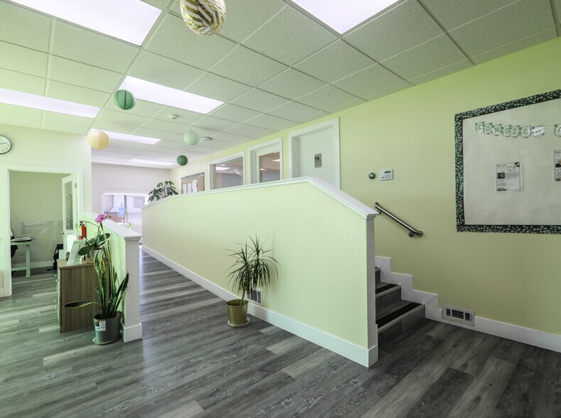 More Photos Of 1422 San Pablo Ave, Berkeley Lodge Meeting Hall For Lease