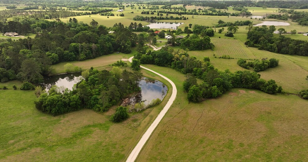 More Photos Of 231 Hostetter Rd, New Waverly Land For Sale