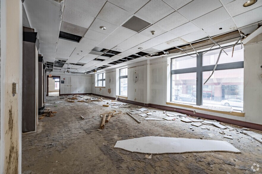 More Photos Of 11 S Ludlow St, Dayton Hotel For Sale