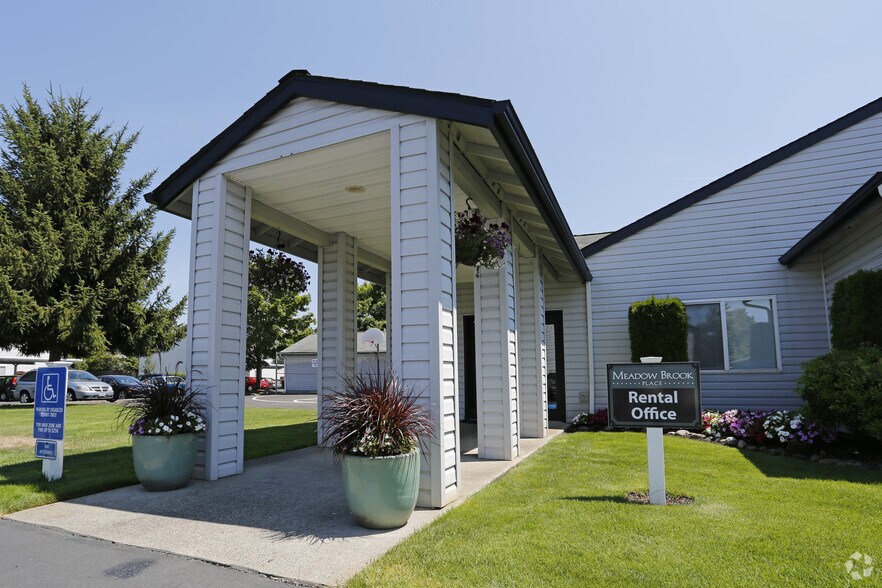 More Photos Of 2231 NE Bridgecreek Ave, Vancouver Apartments For Sale