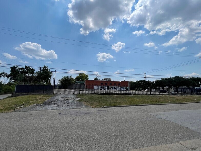 More Photos Of 507 Broadway St, Houston Land For Sale