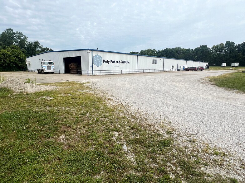 Primary Photo Of 2021 Illini Ave, Vandalia Manufacturing For Lease