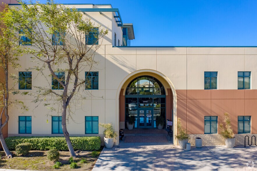 More Photos Of 16465 Sierra Lakes Pky, Fontana Medical For Lease