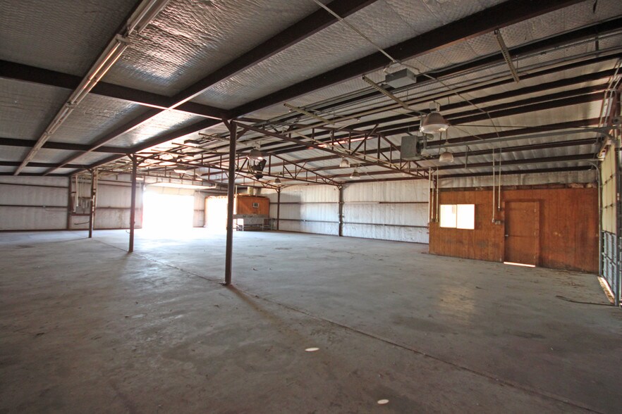 More Photos Of 159 Park Row, Van Warehouse For Sale