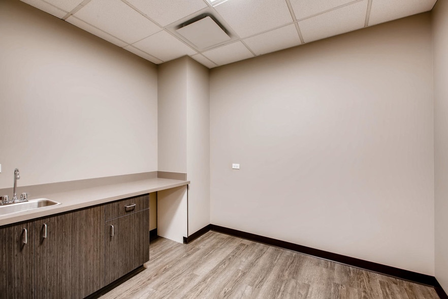 More Photos Of 1150 Academy Park Loop, Colorado Springs Office For Lease