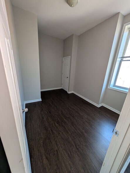 More Photos Of 1627 W Main St, Richmond Storefront Retail Residential For Sale