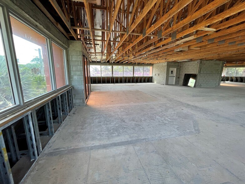 More Photos Of 500 SE Osceola St, Stuart Medical For Sale