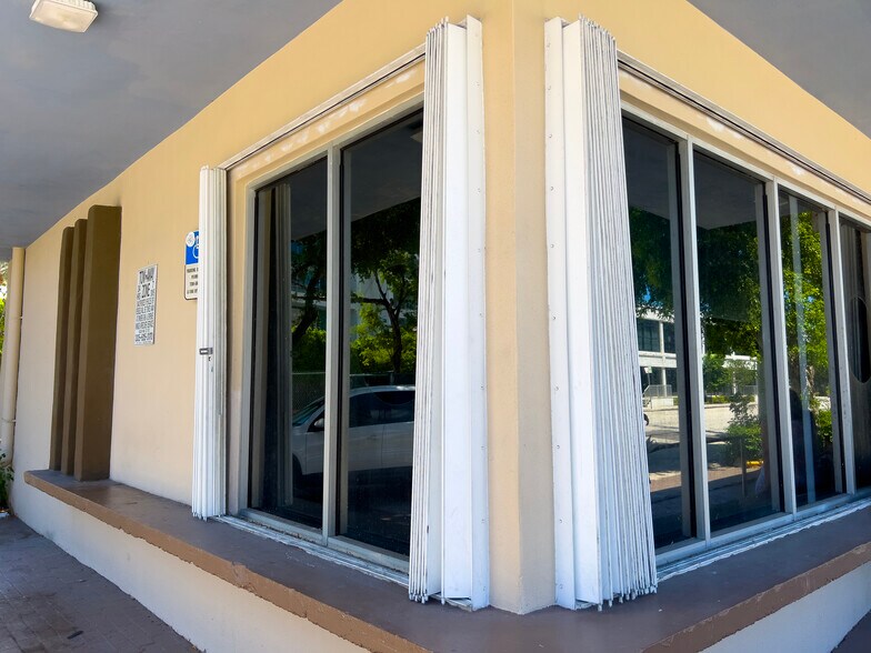 More Photos Of 3400 NE 2nd Ave, Miami Restaurant For Sale