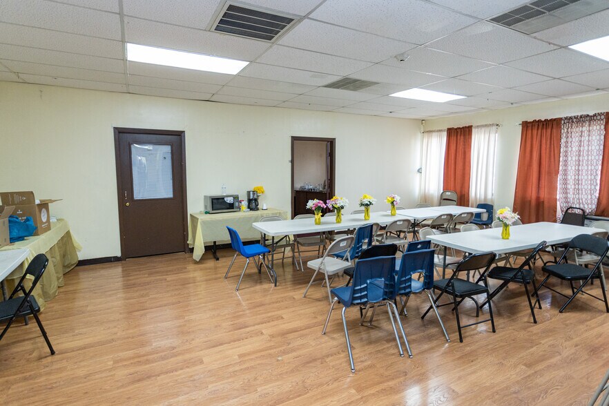 More Photos Of 84-86 Mill St, Paterson Office For Sale
