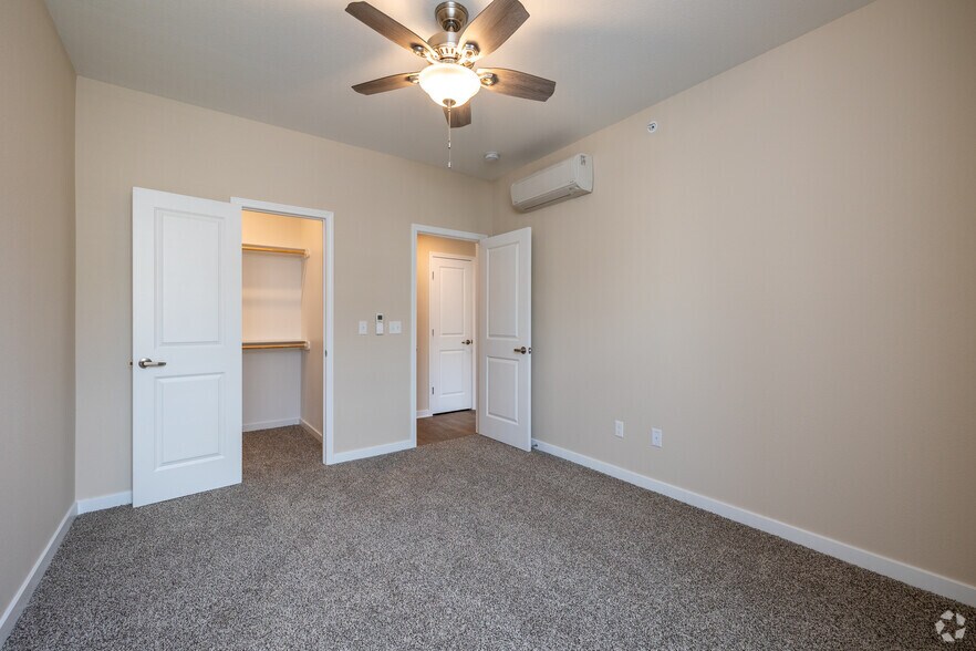 More Photos Of 13399 Charlotte St, Kansas City Apartments For Sale