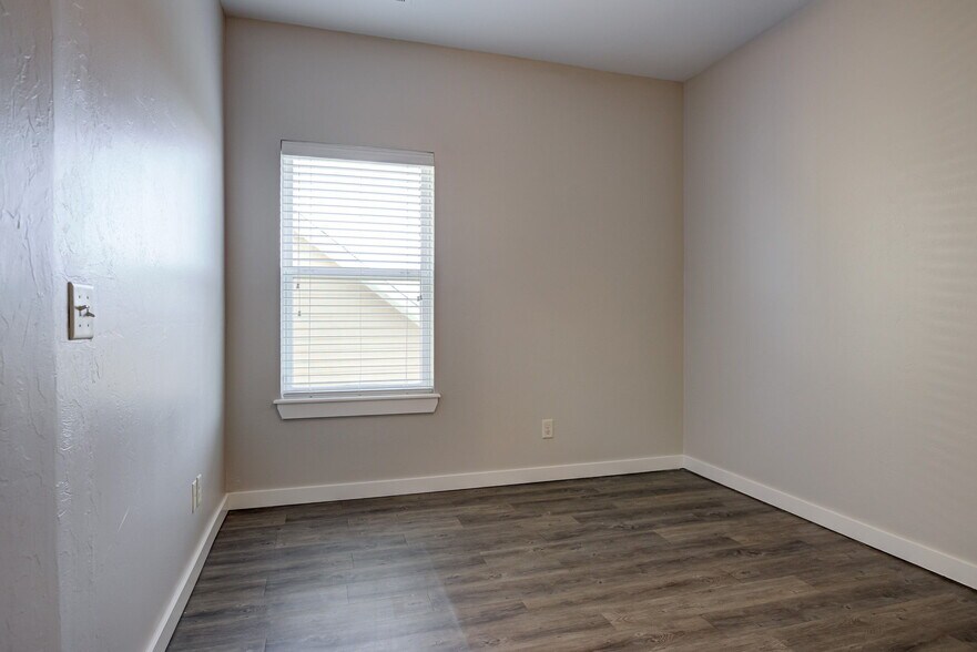 More Photos Of , Edmond Multifamily For Sale