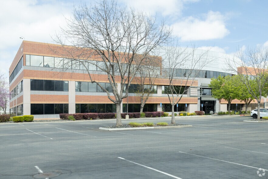 More Photos Of 3249 Quality Dr, Rancho Cordova Office For Lease