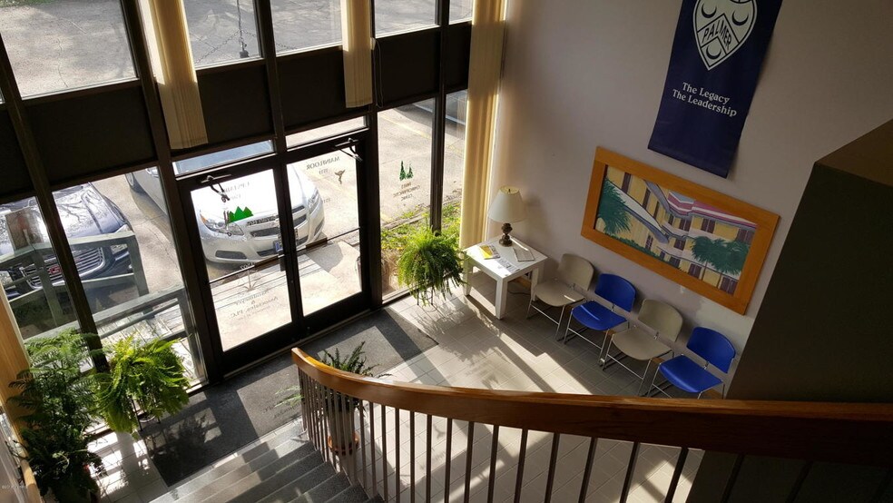 More Photos Of 1511 Portage St, Kalamazoo Medical For Sale