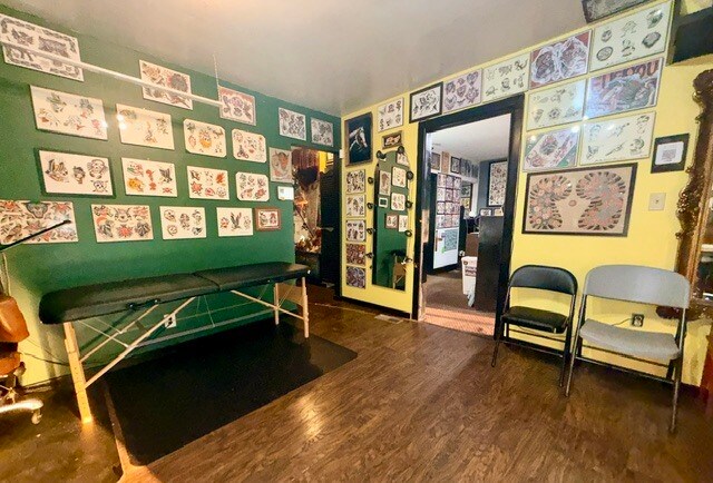 More Photos Of 913 Gallatin Ave, Nashville Office For Lease