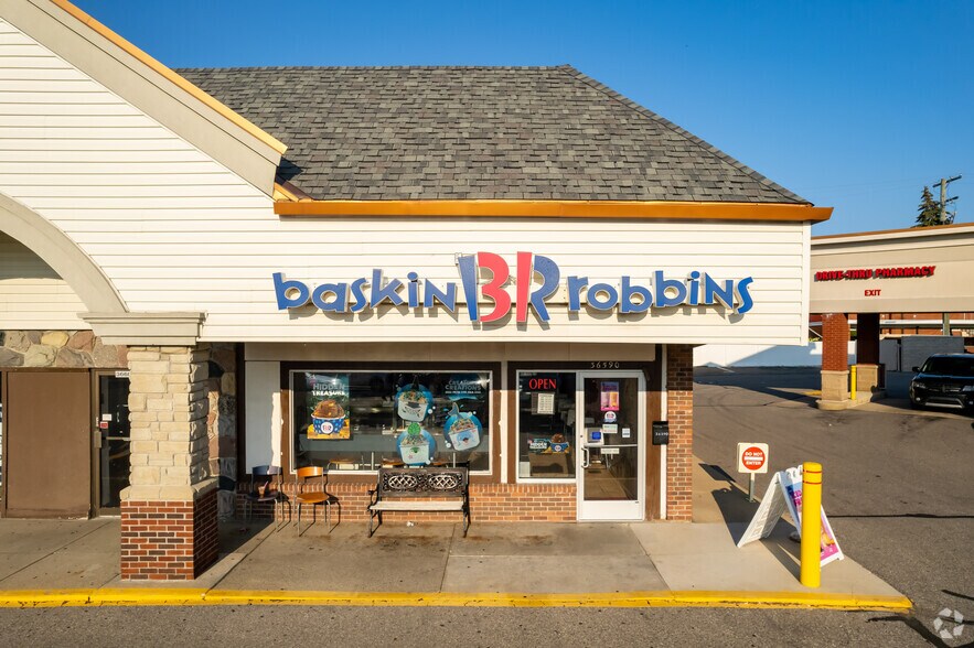 More Photos Of 36570-36830 Garfield Rd, Clinton Township Unknown For Lease