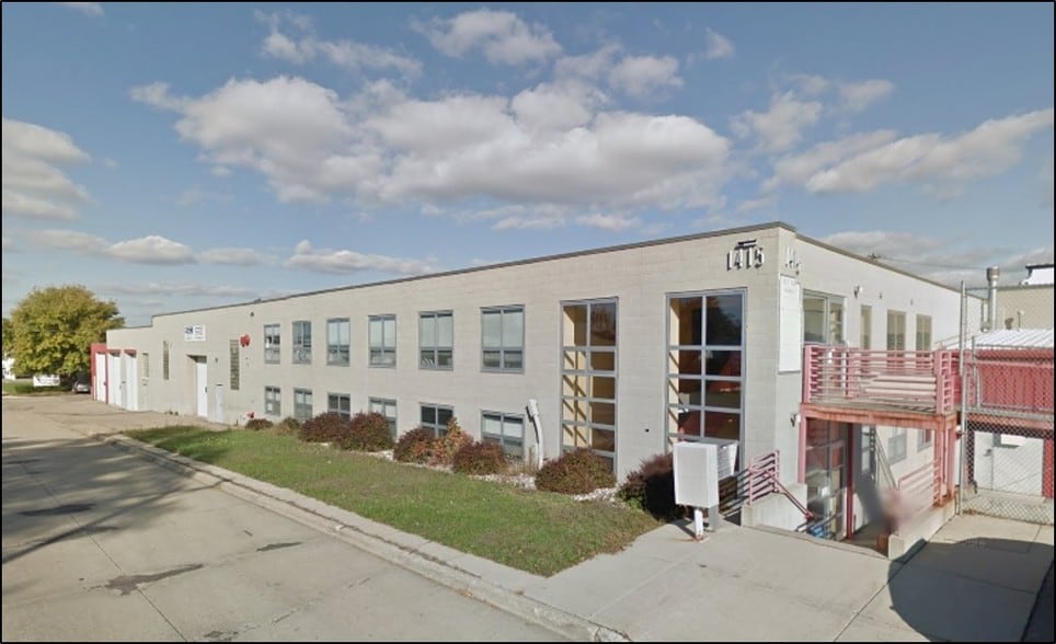 More Photos Of 1415 1st Ave, Mankato Showroom For Sale