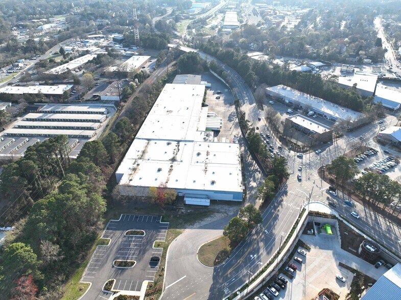 More Photos Of 2114 Atlantic Ave, Raleigh Warehouse For Lease