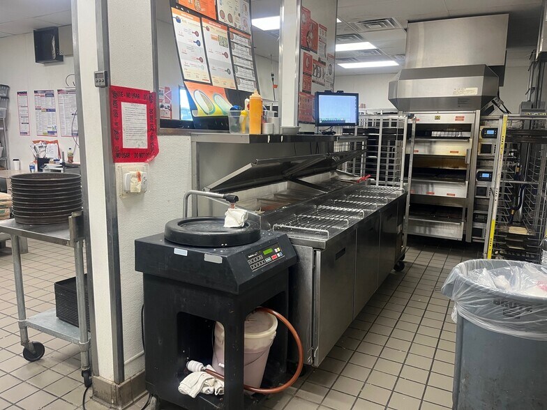 More Photos Of 72 Washington St, East Stroudsburg Fast Food For Sale
