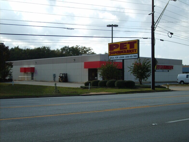 More Photos Of 2500 Dawson Rd, Albany Freestanding For Lease