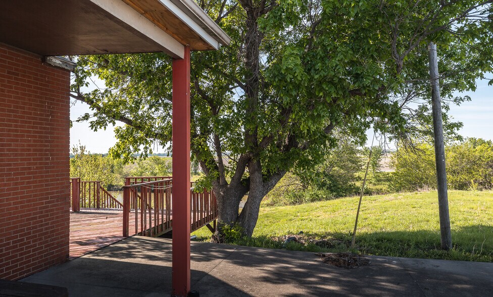 More Photos Of 9180 State Route 140, Hamel Restaurant For Sale