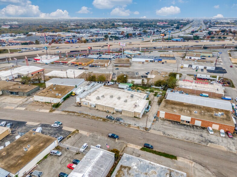 More Photos Of 5722-5724 Kenwick St, San Antonio Warehouse For Lease