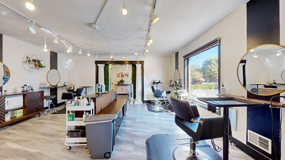 More Photos Of 143 Chenoweth Ln, Louisville Freestanding For Lease