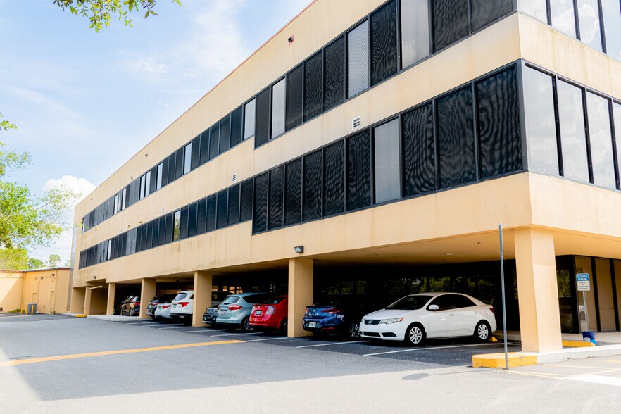 More Photos Of 500-540 W Lake Mary Blvd, Sanford Office For Lease