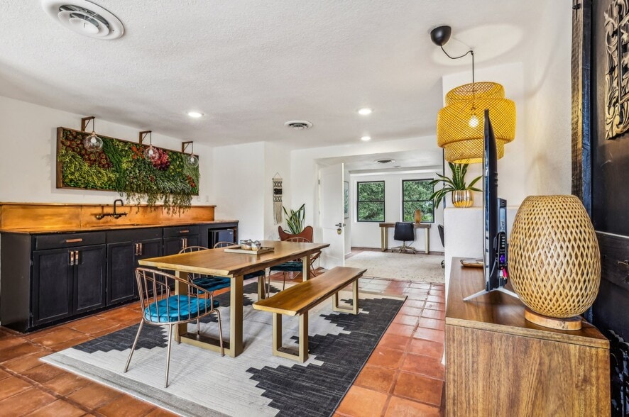 More Photos Of 7735 Mocking Bird Ln, San Antonio Lodge Meeting Hall For Sale