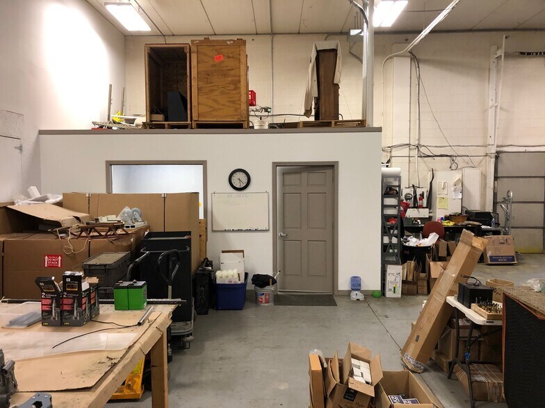 More Photos Of 16225-16237 W Ryerson Rd, New Berlin Industrial For Lease