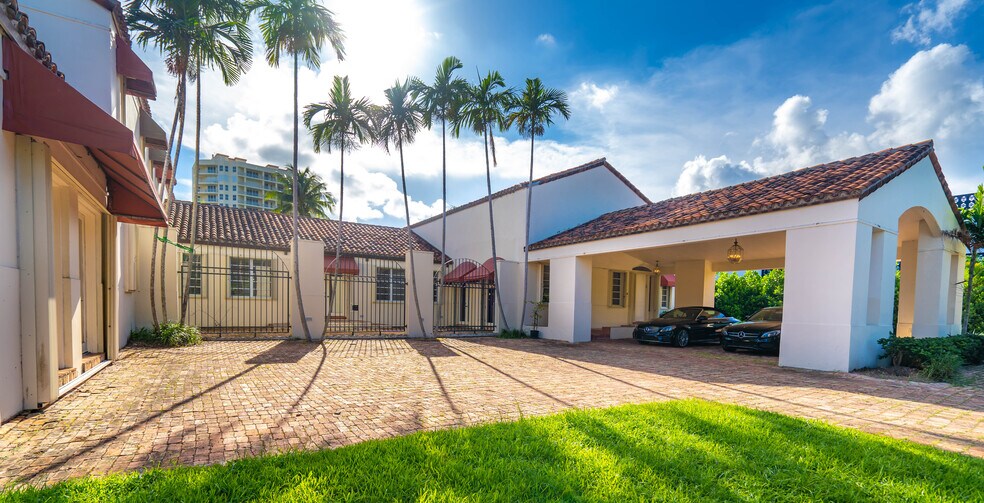 More Photos Of 44 Bal Bay Dr, Bal Harbour Land For Sale