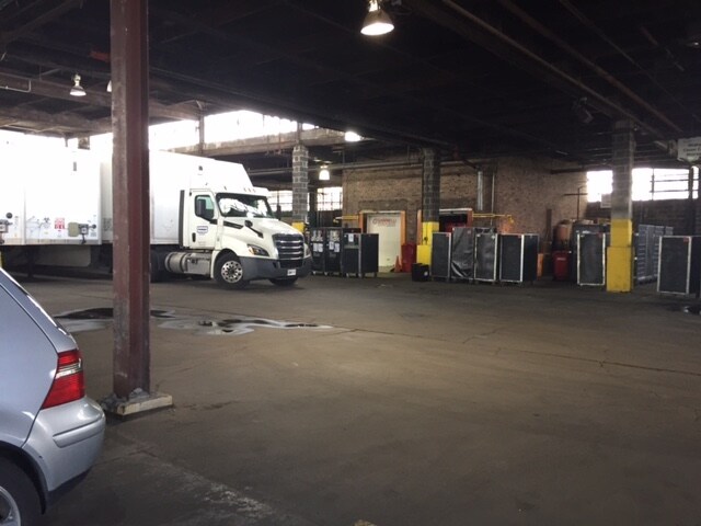 More Photos Of 1281 Viele Ave, Bronx Warehouse For Lease