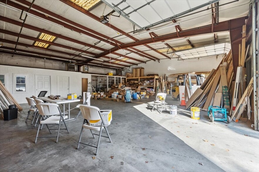 More Photos Of 605 Pierce St SE, Marietta Warehouse For Sale