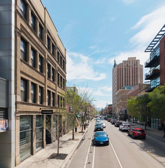 More Photos Of 1643 N Milwaukee Ave, Chicago Office For Lease
