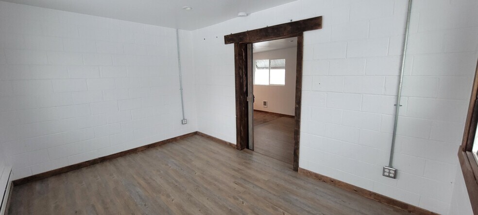 More Photos Of 20 S 1st St W, Downey Self Storage For Sale