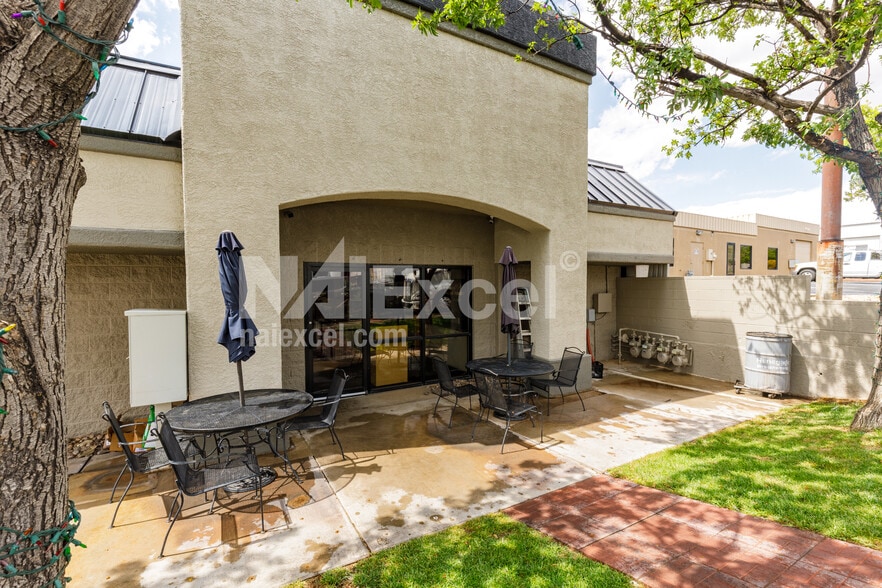 More Photos Of 1418 W Sunset Blvd, St George Freestanding For Lease