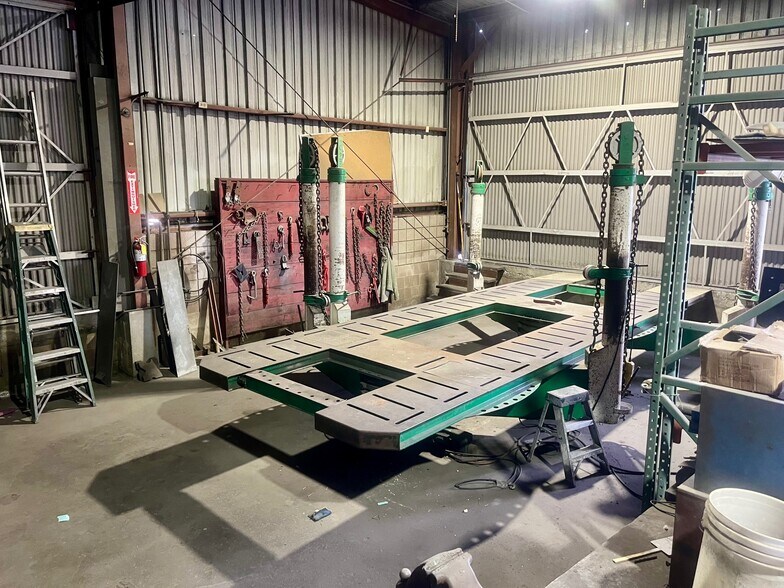 More Photos Of 1750 Daisy Ave, Long Beach Auto Repair For Lease