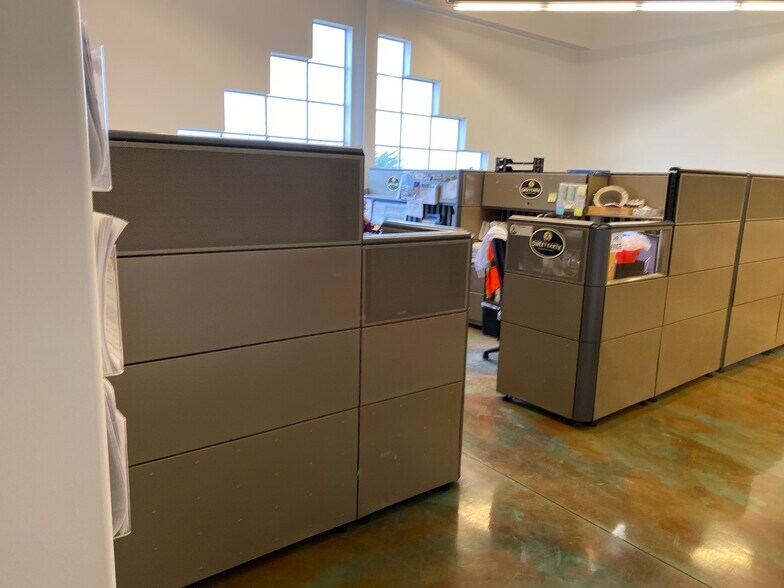 More Photos Of 3080 Hilltop Rd, Moss Landing Refrigeration Cold Storage For Sale