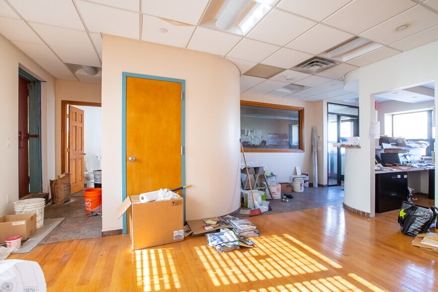 More Photos Of 1652 Atlantic Ave, Brooklyn Warehouse For Sale