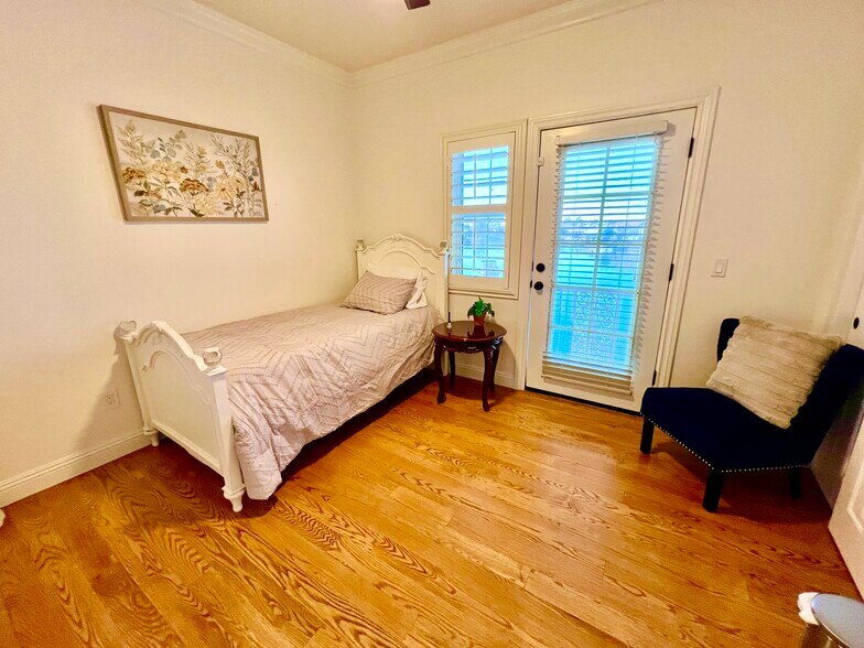 More Photos Of 21428 N 55th Ave, Glendale Assisted Living For Sale