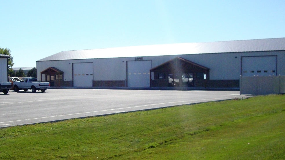 More Photos Of 3088 Gabel Rd, Billings Flex For Lease