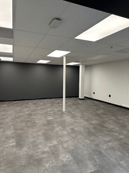 More Photos Of 18513 Euclid Ave, Cleveland Industrial For Sale