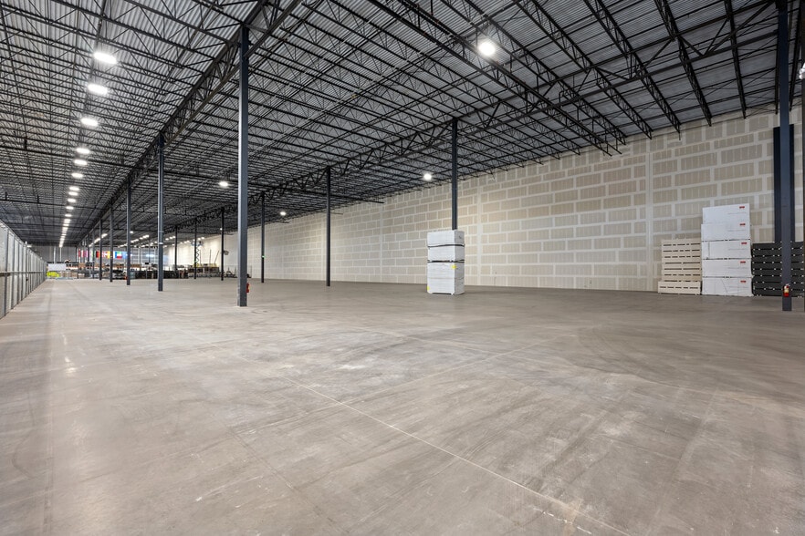 More Photos Of 22600 E I-76 Frontage Rd, Brighton Warehouse For Lease