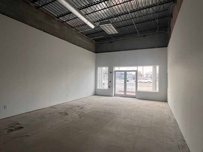 More Photos Of 1787-1797 Middle Country Rd, Centereach Storefront For Lease