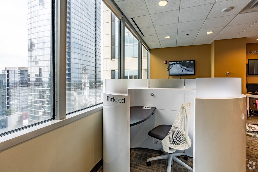 More Photos Of 424 Church St, Nashville Office For Lease