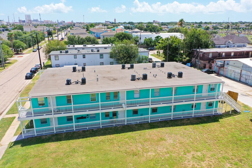 More Photos Of 4217 Sealy St, Galveston Apartments For Sale