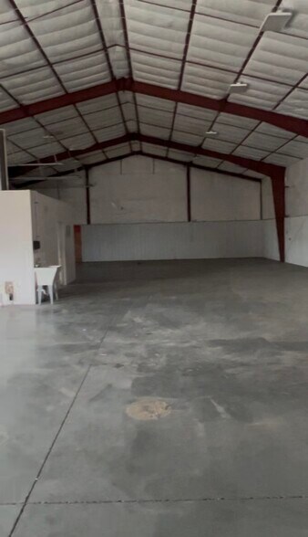 More Photos Of 4904 Charmae St, Caldwell Warehouse For Lease